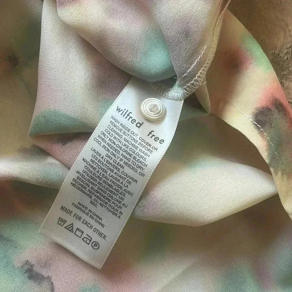 ARITZIA WILFRED FREE Briona Tie Dye Button Down Blouse Sz M - Picture 11 of 11